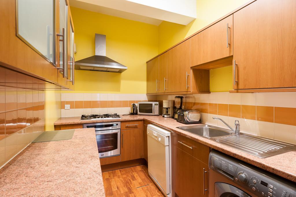 Pitt Street Apartment Beautiful Spacious Apartment Free Parking And Free Sanitizer Edynburg Pokój zdjęcie